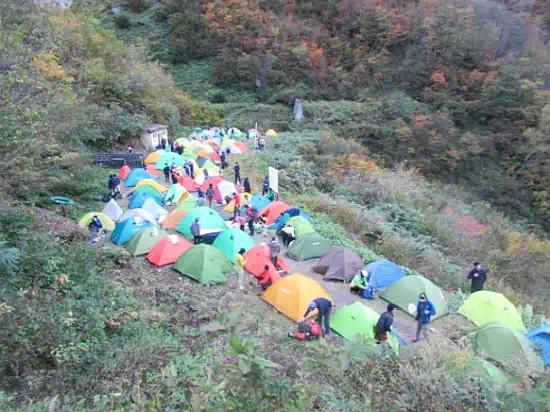 大盛況の幕営地